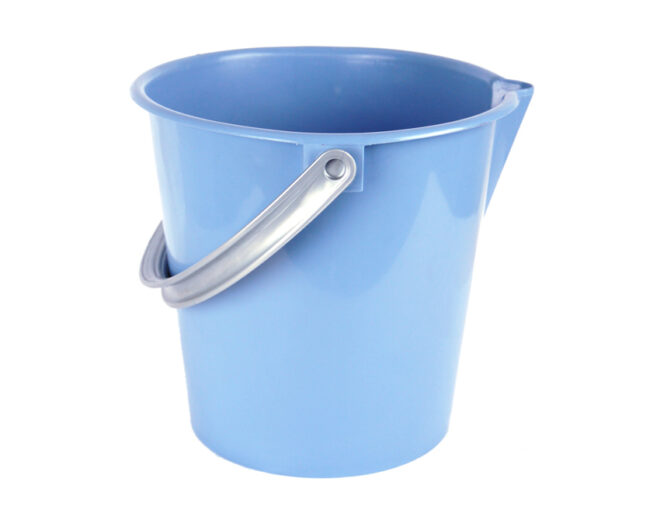 Cubo de agua