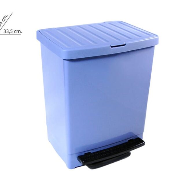 Cubo basura doméstico