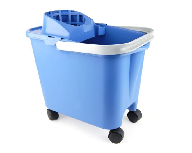 Cubo con escurridor rectangular con ruedas